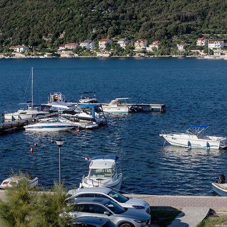 Tomulic Jasna I Miljenko Apartment Supetarska Draga Exterior foto