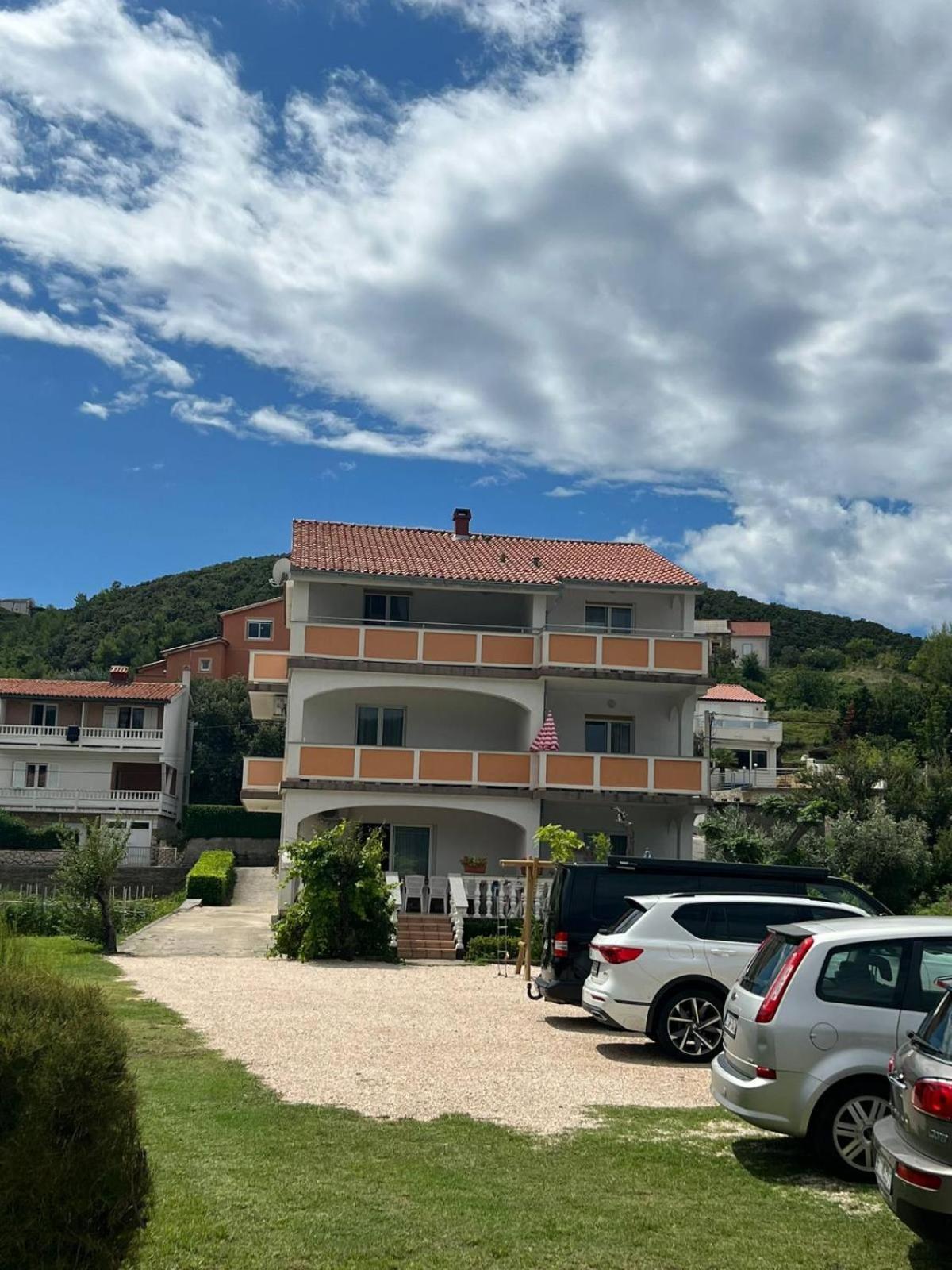 Tomulic Jasna I Miljenko Apartment Supetarska Draga Exterior foto