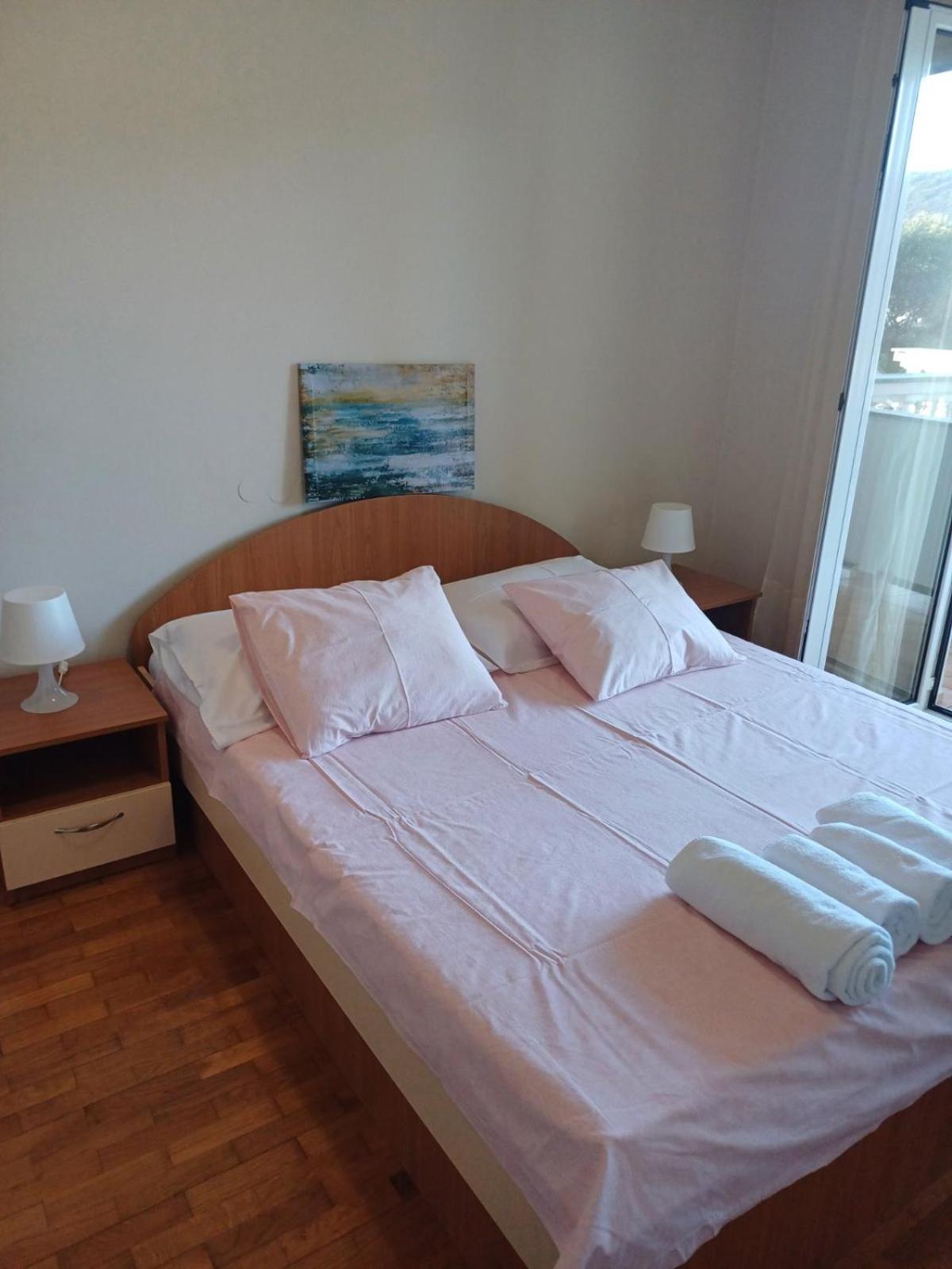 Tomulic Jasna I Miljenko Apartment Supetarska Draga Exterior foto