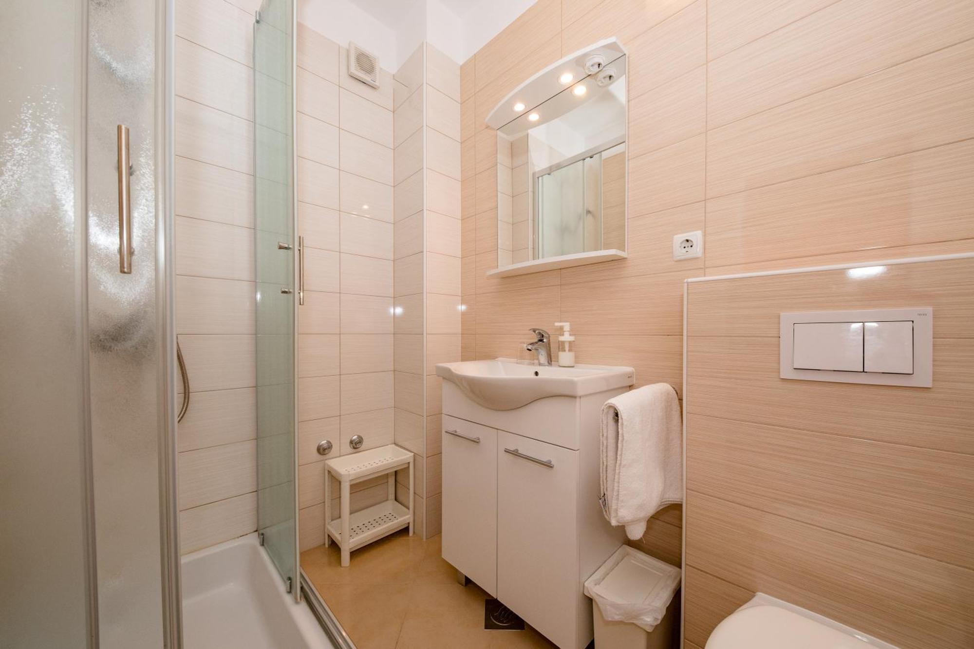Tomulic Jasna I Miljenko Apartment Supetarska Draga Exterior foto