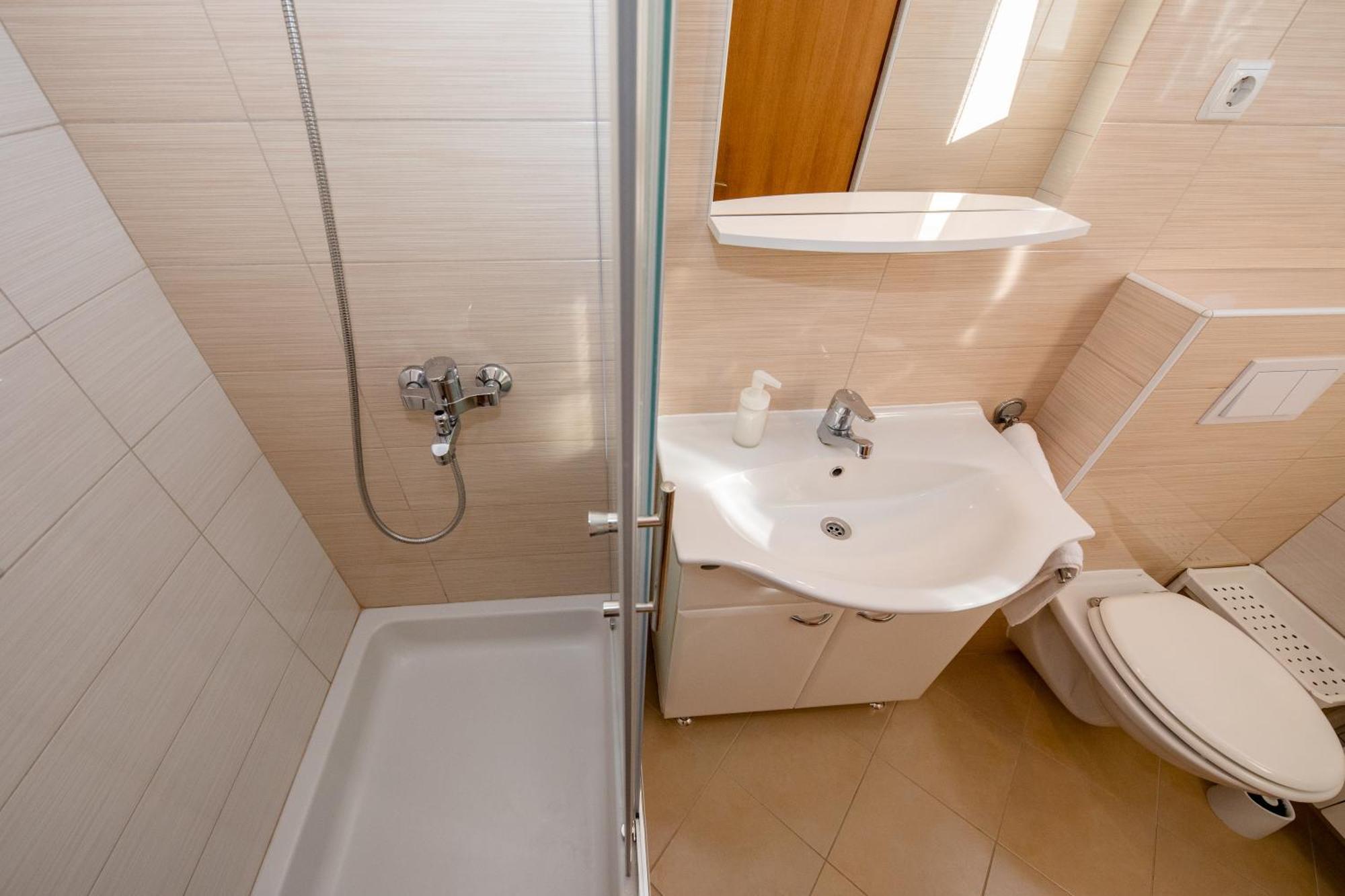 Tomulic Jasna I Miljenko Apartment Supetarska Draga Exterior foto