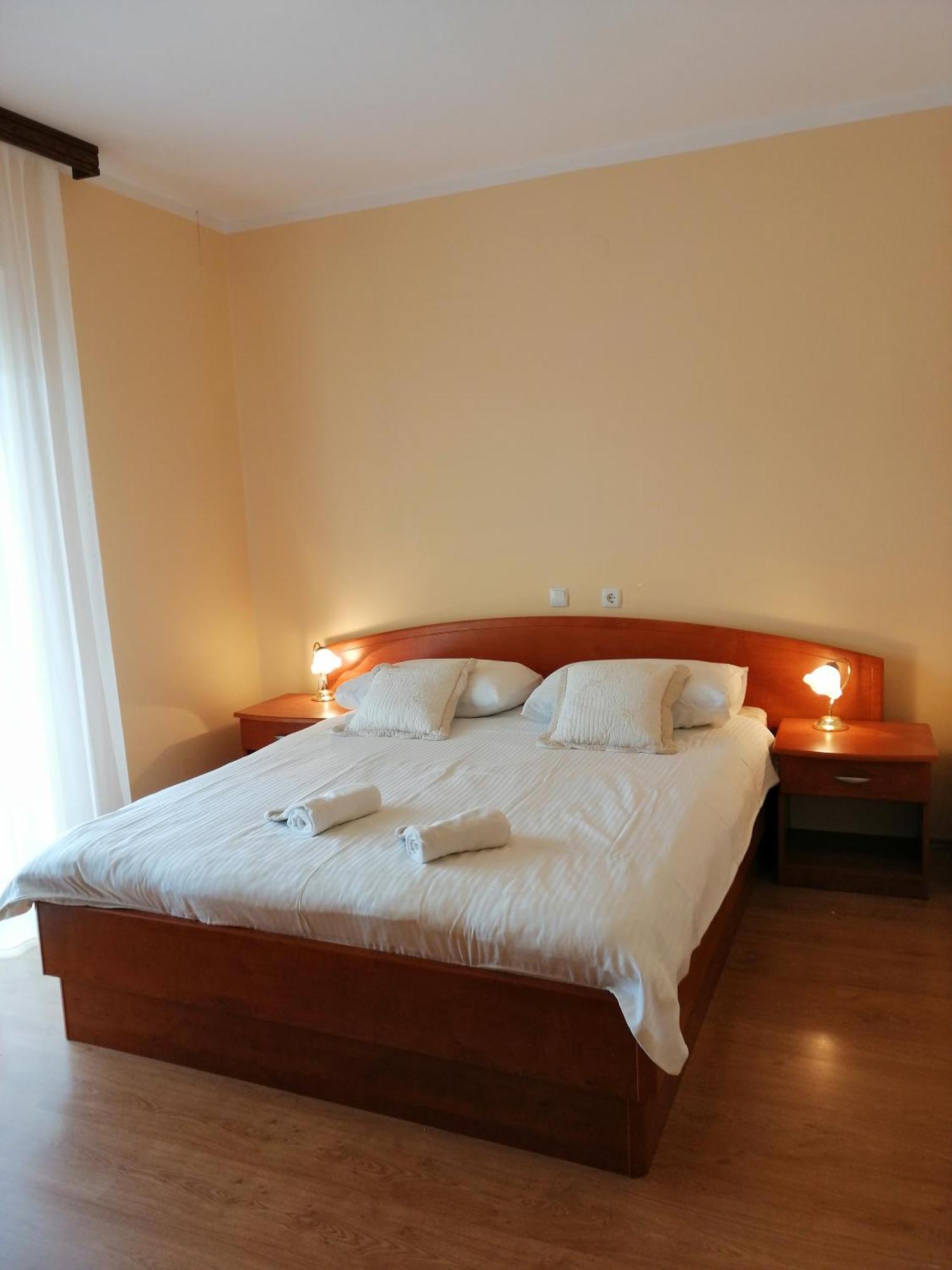 Tomulic Jasna I Miljenko Apartment Supetarska Draga Exterior foto