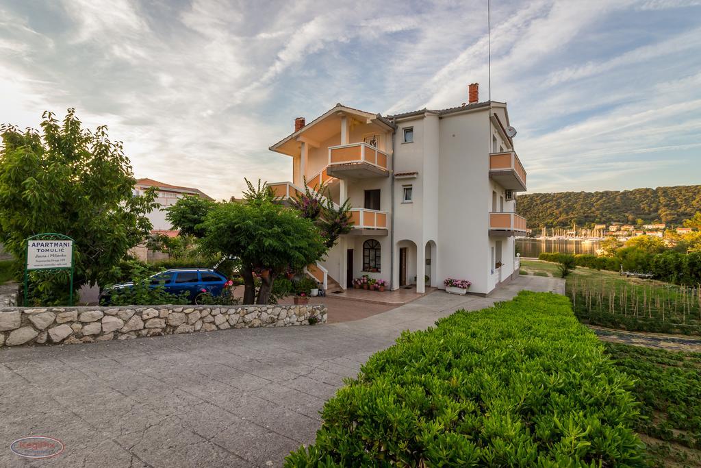 Tomulic Jasna I Miljenko Apartment Supetarska Draga Exterior foto