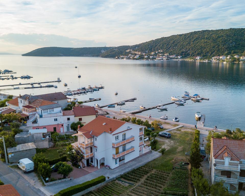 Tomulic Jasna I Miljenko Apartment Supetarska Draga Exterior foto