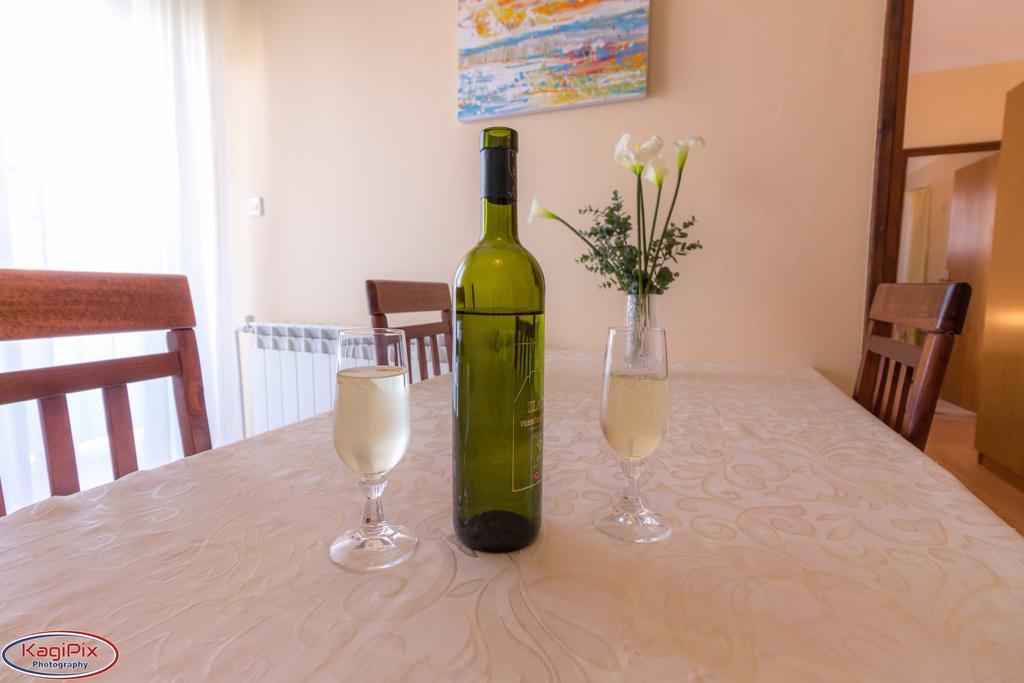 Tomulic Jasna I Miljenko Apartment Supetarska Draga Exterior foto